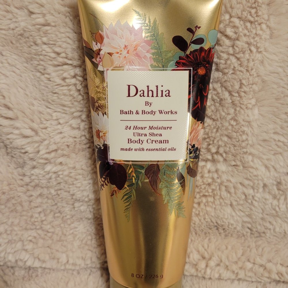 Dahlia 24 Hr. (8 oz) Ultra Shea Body Creams by Bath & Body Works